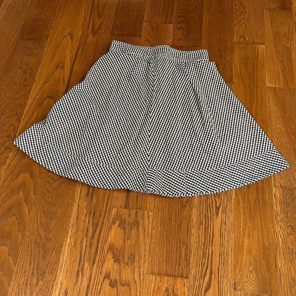 Gorgeous black & white gingham H&M midi skirt size 10
